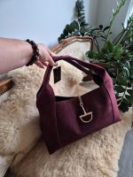 Bordo rankinė iš natūralios verstos odos | Made in Italy - Image 2